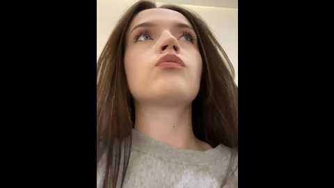 Media: jessi_meow Stripchat 2024-10-21 14:25:00