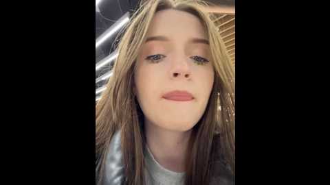 Media: jessi_meow Stripchat 2024-10-21 15:05:00