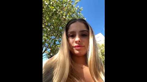 Media: lollymollyg Stripchat 2024-10-21 12:08:00