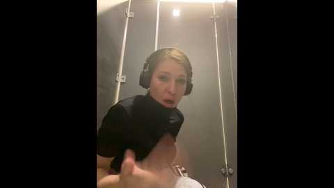 Media: mila_dream69 Stripchat 2024-10-21 12:14:00