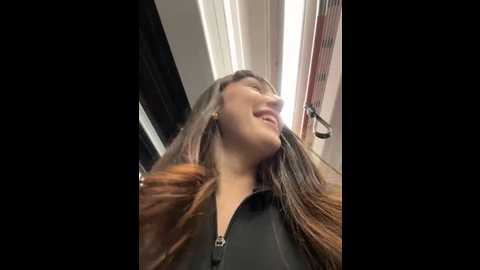 Media: sophie_avory Stripchat 2024-10-21 17:04:00
