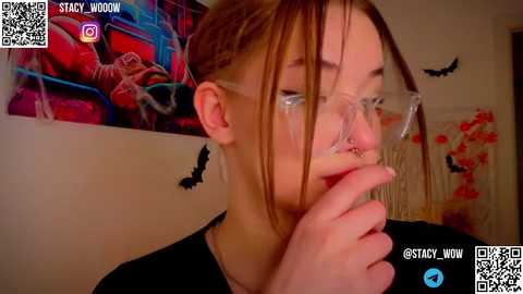 Media: stacy_wooow Stripchat 2024-10-21 01:22:00