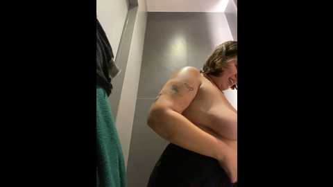 Media: suziemurray Stripchat 2024-10-21 10:10:00