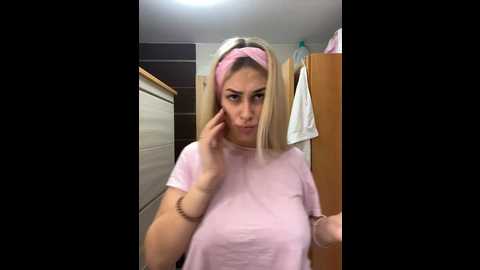 tukailebb @ stripchat on 20241021
