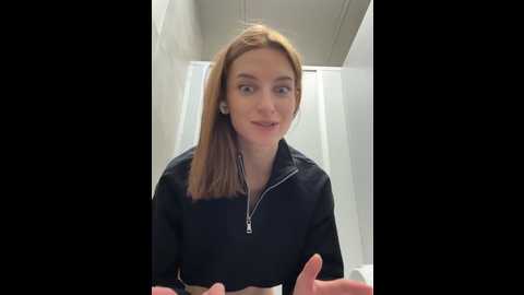 Media: _angelari_ Stripchat 2024-10-22 20:10:00