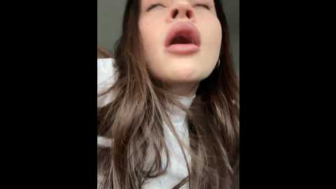 Media: angelinateller Stripchat 2024-10-22 03:12:00