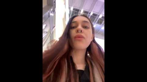 Media: cherry____pie Stripchat 2024-10-22 18:47:00