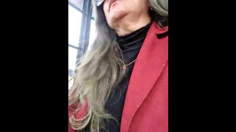 Media: emma_tour Stripchat 2024-10-22 14:50:00