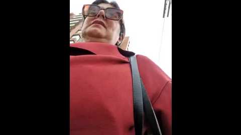 Media: emma_tour Stripchat 2024-10-22 15:53:00