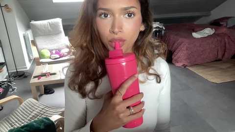 Media: foxysnowball235 Stripchat 2024-10-22 13:15:00