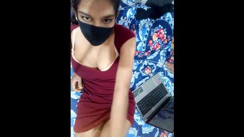 Media: hottiess69 Stripchat 2024-10-22 01:47:00