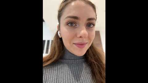 Media: mariid Stripchat 2024-10-22 07:12:00