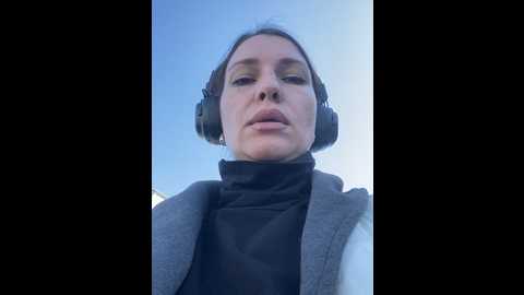 Media: mila_dream69 Stripchat 2024-10-22 09:57:00