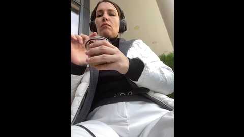 Media: mila_dream69 Stripchat 2024-10-22 11:31:00