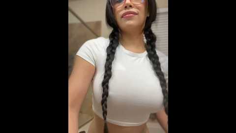 Media: shaarebaare Stripchat 2024-10-22 07:57:00