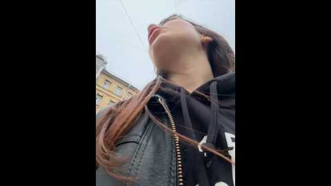 Media: sophie_avory Stripchat 2024-10-22 12:08:00