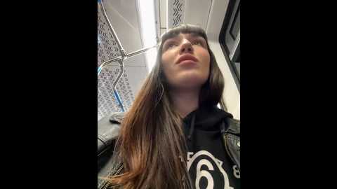 Media: sophie_avory Stripchat 2024-10-22 15:28:00