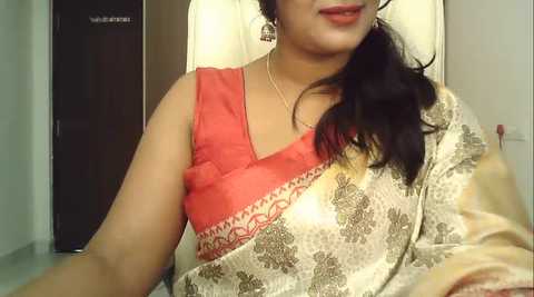 Media: spandana_sweety Stripchat 2024-10-22 10:16:00