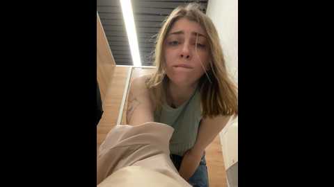 Media: sunny___bunny Stripchat 2024-10-22 16:58:00