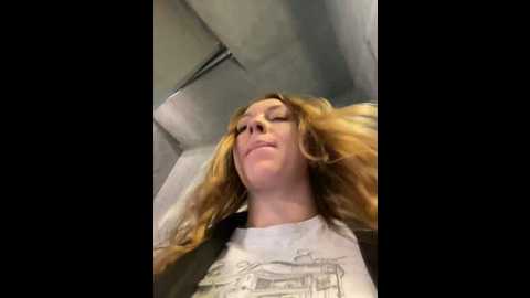 Media: sweet___emily Stripchat 2024-10-22 16:10:00