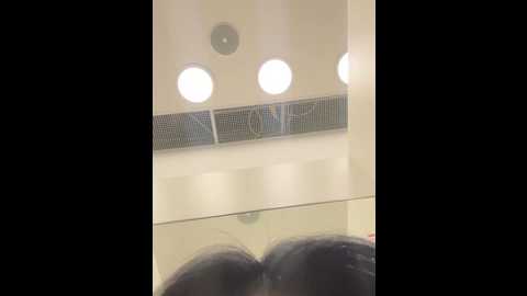 Media: tisha_busty Stripchat 2024-10-22 09:09:00