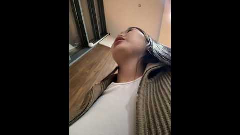 Media: aiko_yumi Stripchat 2024-10-23 17:52:00