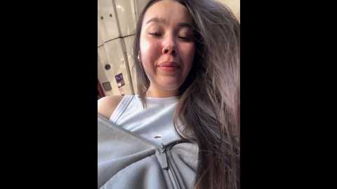 Media: asian_asami Stripchat 2024-10-23 13:03:00