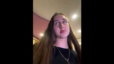Media: fortune_888 Stripchat 2024-10-23 18:05:00