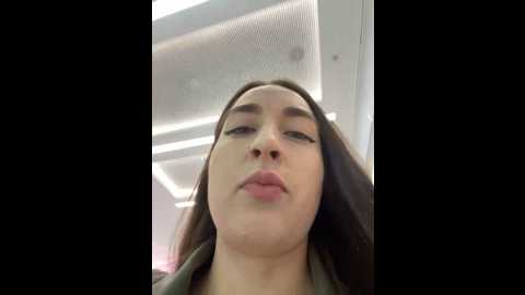 Media: holly_play Stripchat 2024-10-23 09:08:00