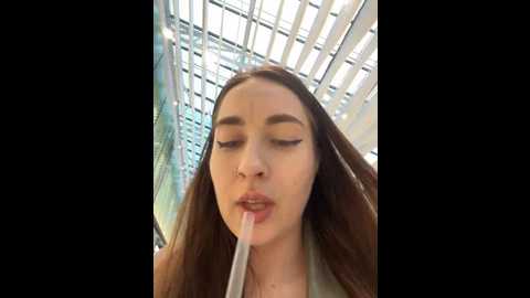 Media: holly_play Stripchat 2024-10-23 13:02:00
