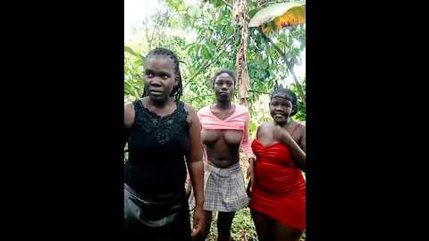 Media: holygrail001 Stripchat 2024-10-23 06:04:00