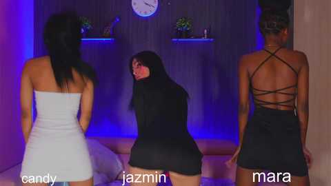 Media: hotties_kittens Stripchat 2024-10-23 21:16:00