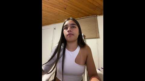 Media: im_samantha_ Stripchat 2024-10-23 04:08:00