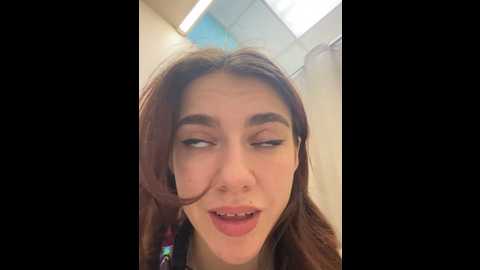 Media: lily__belle Stripchat 2024-10-23 12:39:00