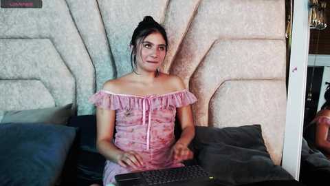 luciana_t @ stripchat on 20241023