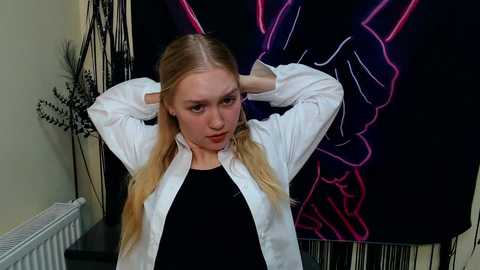 Media: mademoisellecl Stripchat 2024-10-23 13:45:00