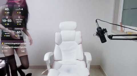 Media: meow_s2 Stripchat 2024-10-23 09:28:00