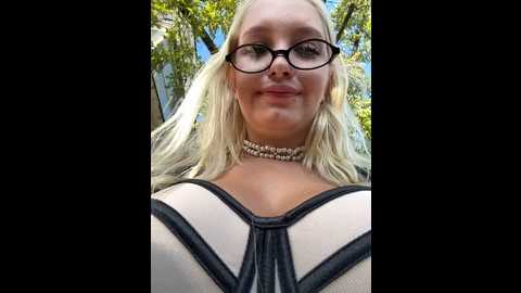 Media: milkyy_wway Stripchat 2024-10-23 10:46:00