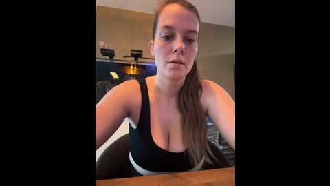 Media: newmichelle Stripchat 2024-10-23 07:06:00