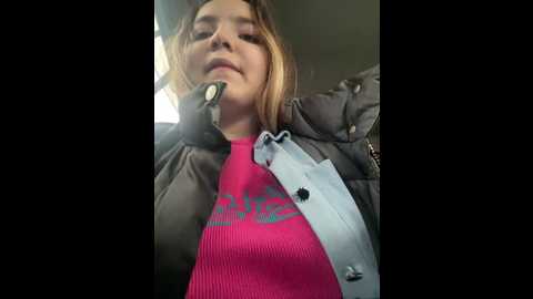 Media: risky_mirai Stripchat 2024-10-23 07:42:00