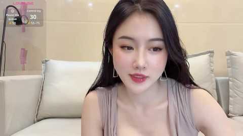Media: ruoling_19 Stripchat 2024-10-23 18:02:00