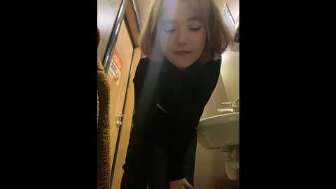 Media: baby__naughty Stripchat 2024-10-24 10:17:00