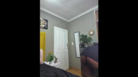 Media: bustygoddess32 Stripchat 2024-10-24 05:15:00