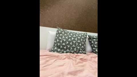Media: dorideluxe66 Stripchat 2024-10-24 09:50:00