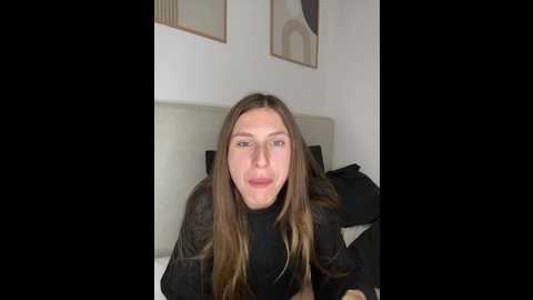 Media: emma05 Stripchat 2024-10-24 07:50:00