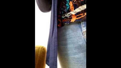 Media: emma_tour Stripchat 2024-10-24 18:07:00