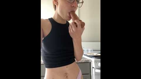 Media: foxy_ana13 Stripchat 2024-10-24 17:15:00