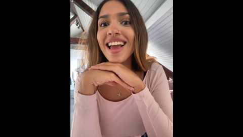 Media: foxysnowball235 Stripchat 2024-10-24 14:55:00