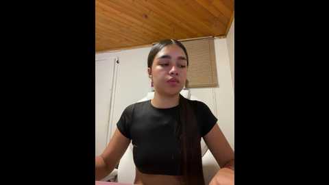 Media: im_samantha_ Stripchat 2024-10-24 02:00:00