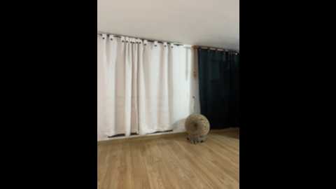 Media: miajones21 Stripchat 2024-10-24 01:44:00